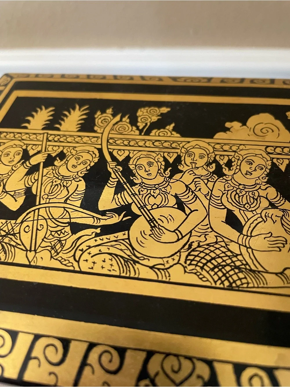 Egyptian Themed Black and Gold Lacquer Wind Up Musical Jewelry Box Red Velvet